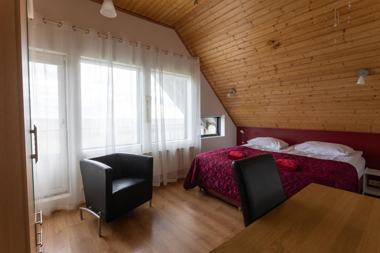 Guesthouse Dalbaer Fludir Ngoại thất bức ảnh